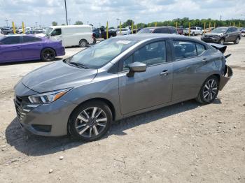  Salvage Nissan Versa