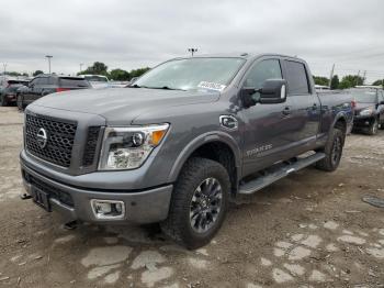  Salvage Nissan Titan