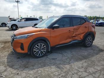  Salvage Nissan Kicks
