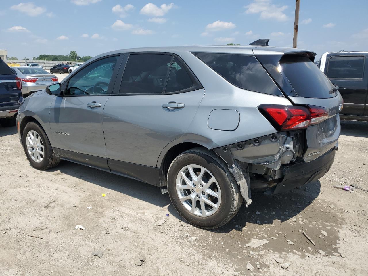 Chevrolet Equinox Ls Image 6