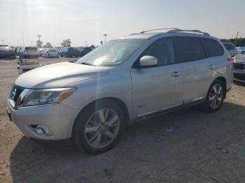  Salvage Nissan Pathfinder