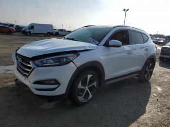  Salvage Hyundai TUCSON