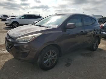  Salvage Hyundai TUCSON