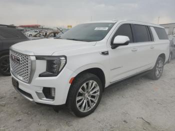  Salvage GMC Yukon