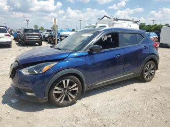  Salvage Nissan Kicks