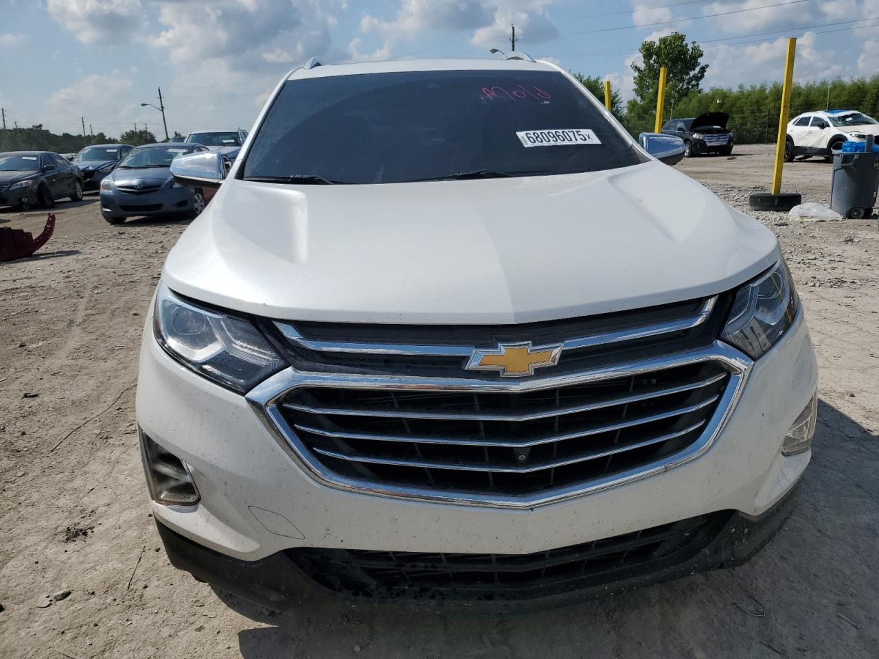Chevrolet Equinox Premier Image 8