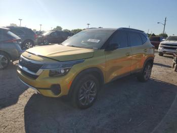  Salvage Kia Seltos