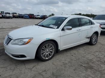  Salvage Chrysler 200