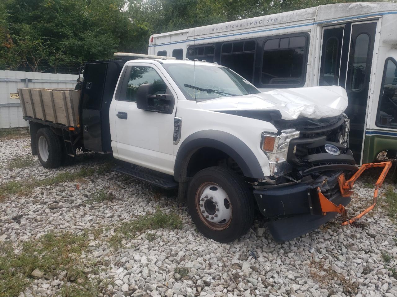Ford F-550 Super Duty Image 12