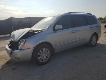  Salvage Kia Sedona