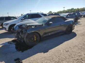  Salvage Ford Mustang