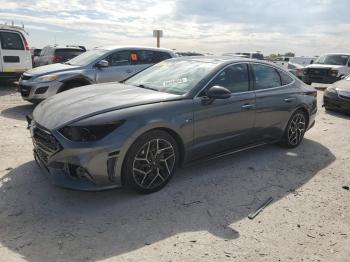  Salvage Hyundai SONATA