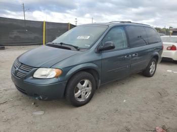  Salvage Dodge Caravan