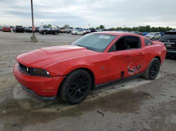  Salvage Ford Mustang