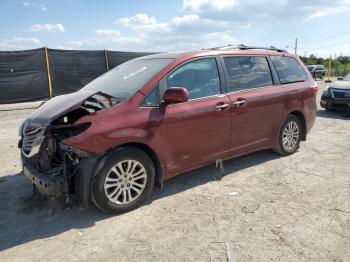  Salvage Toyota Sienna