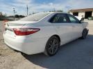 Toyota Camry Le Image 5