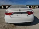 Toyota Camry Le Image 8
