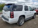 GMC Yukon Denali Image 12