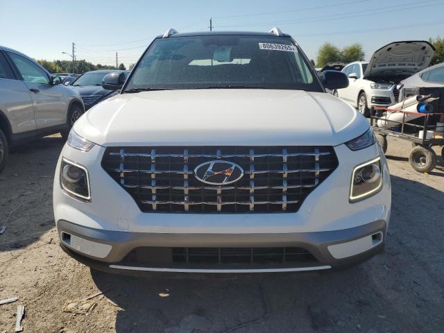 Hyundai VENUE Sel Image 2