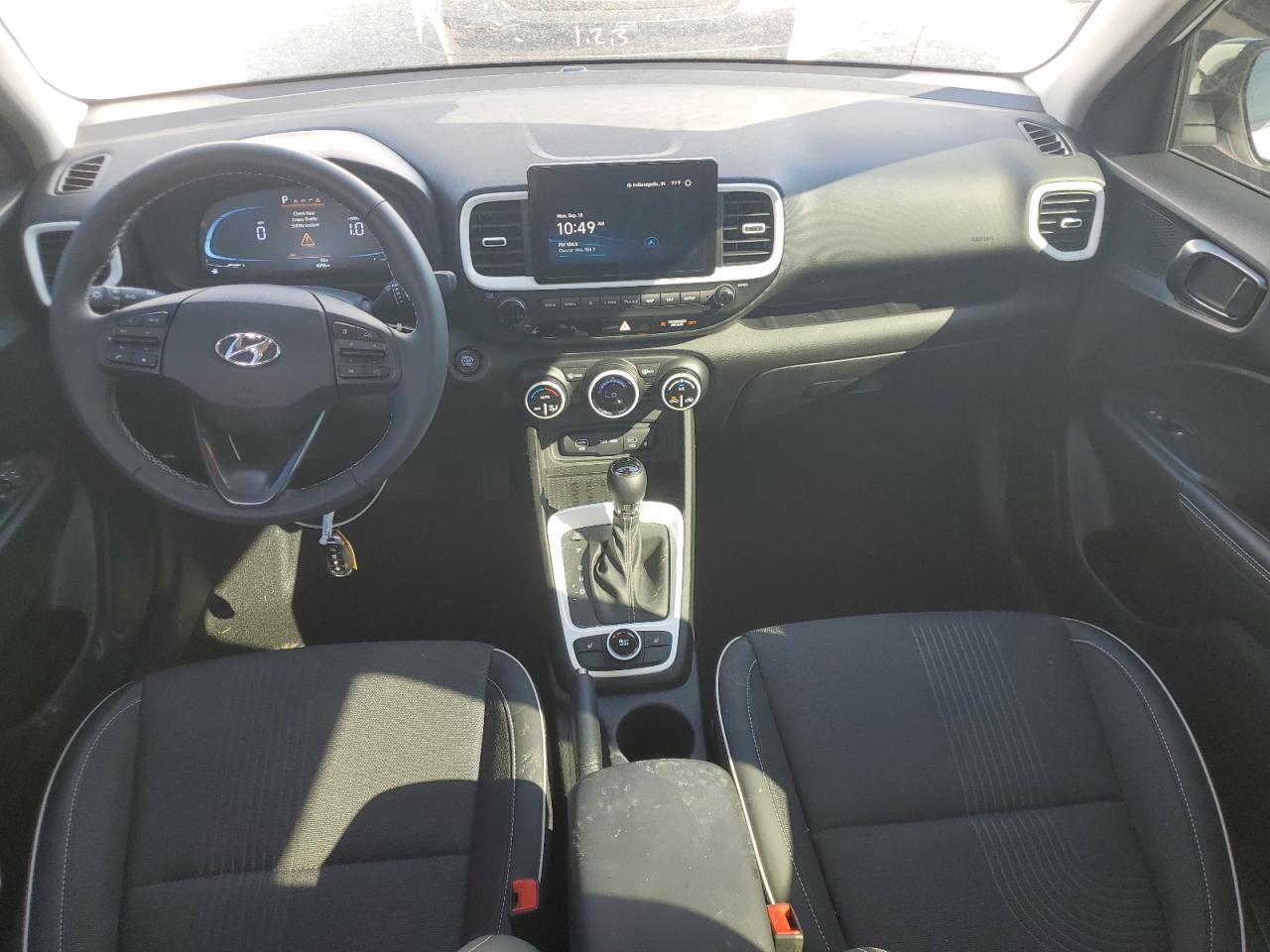 Hyundai VENUE Sel Image 5