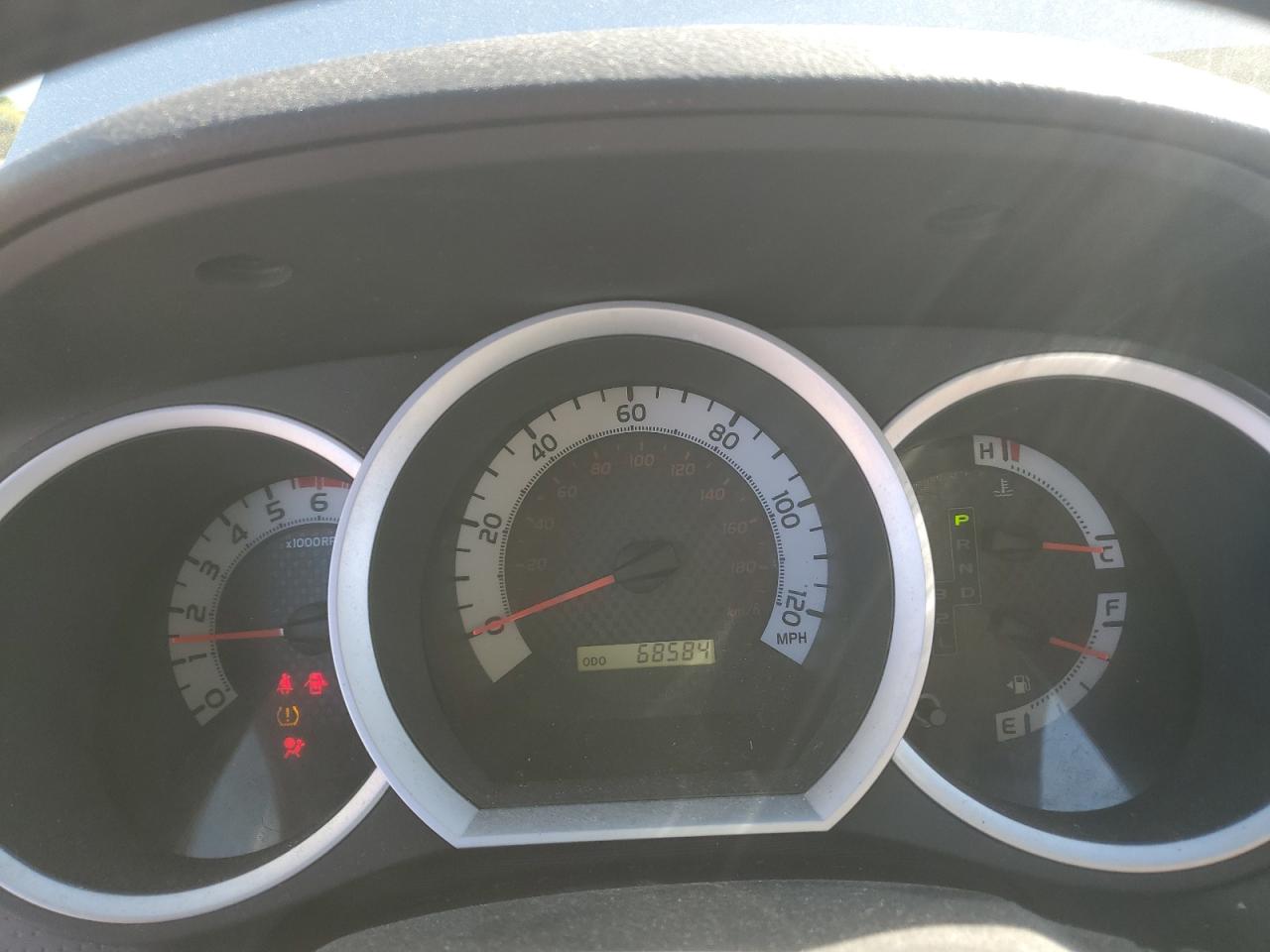 Toyota Tacoma Access Cab Image 12