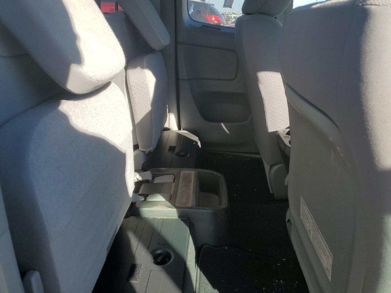 Toyota Tacoma Access Cab Image 6