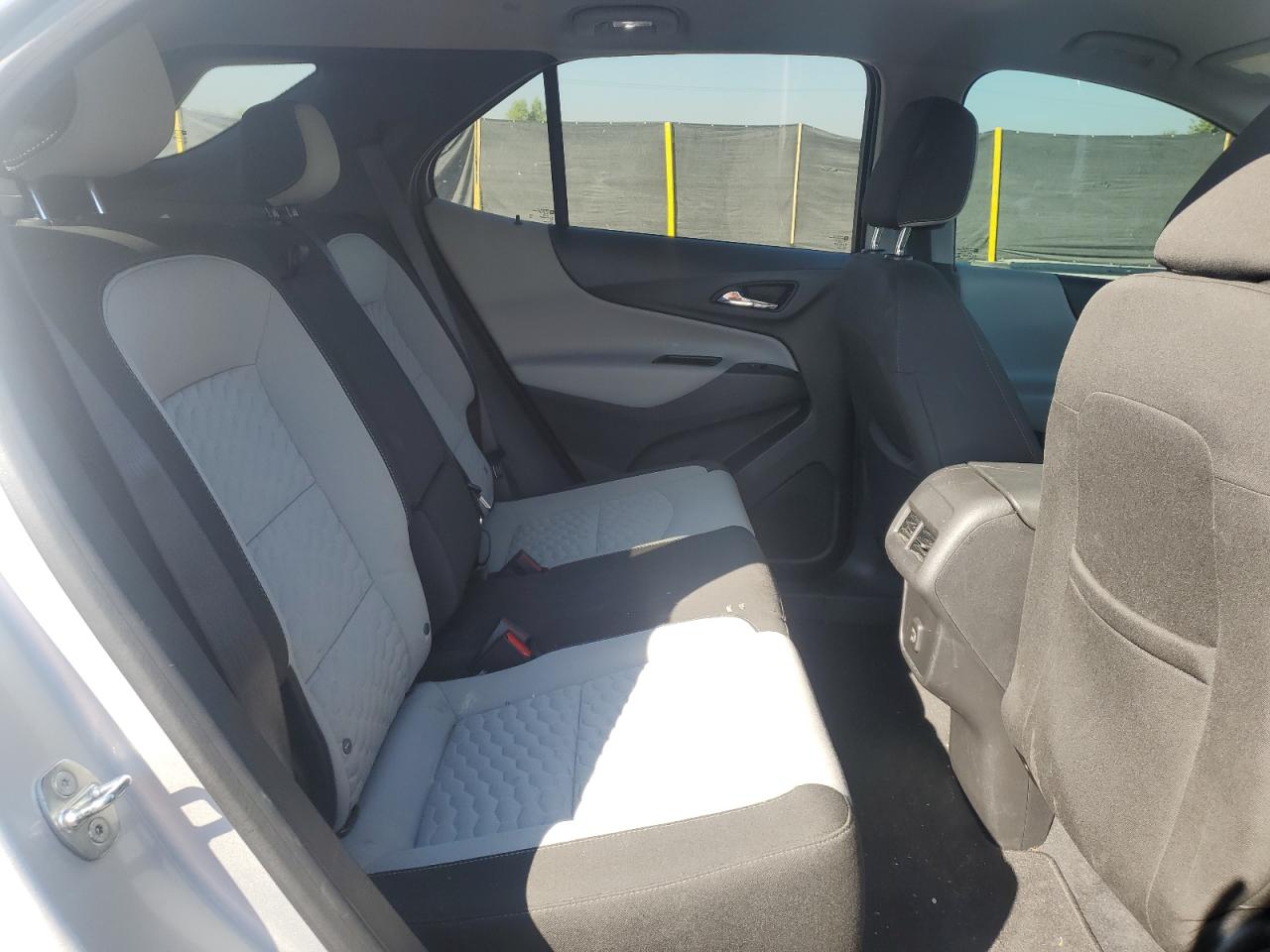 Chevrolet Equinox Ls Image 5