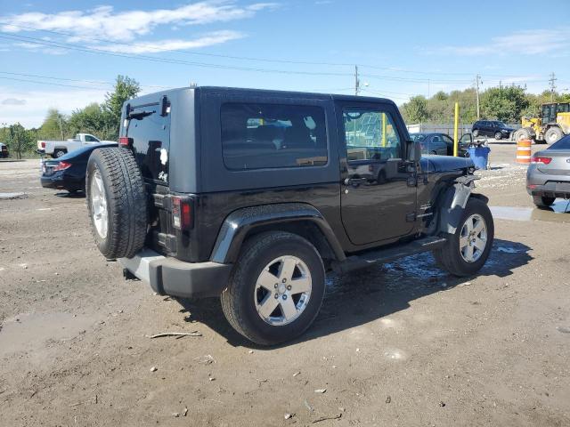 Jeep Wrangler Sahara Image 8