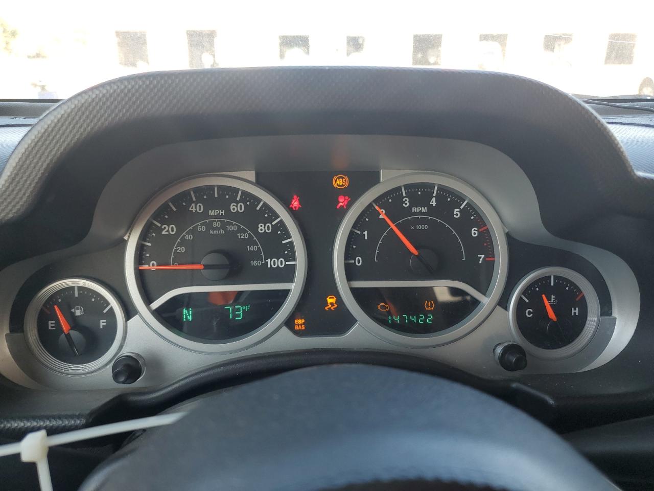 Jeep Wrangler Sahara Image 10