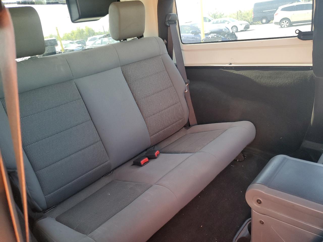 Jeep Wrangler Sahara Image 11