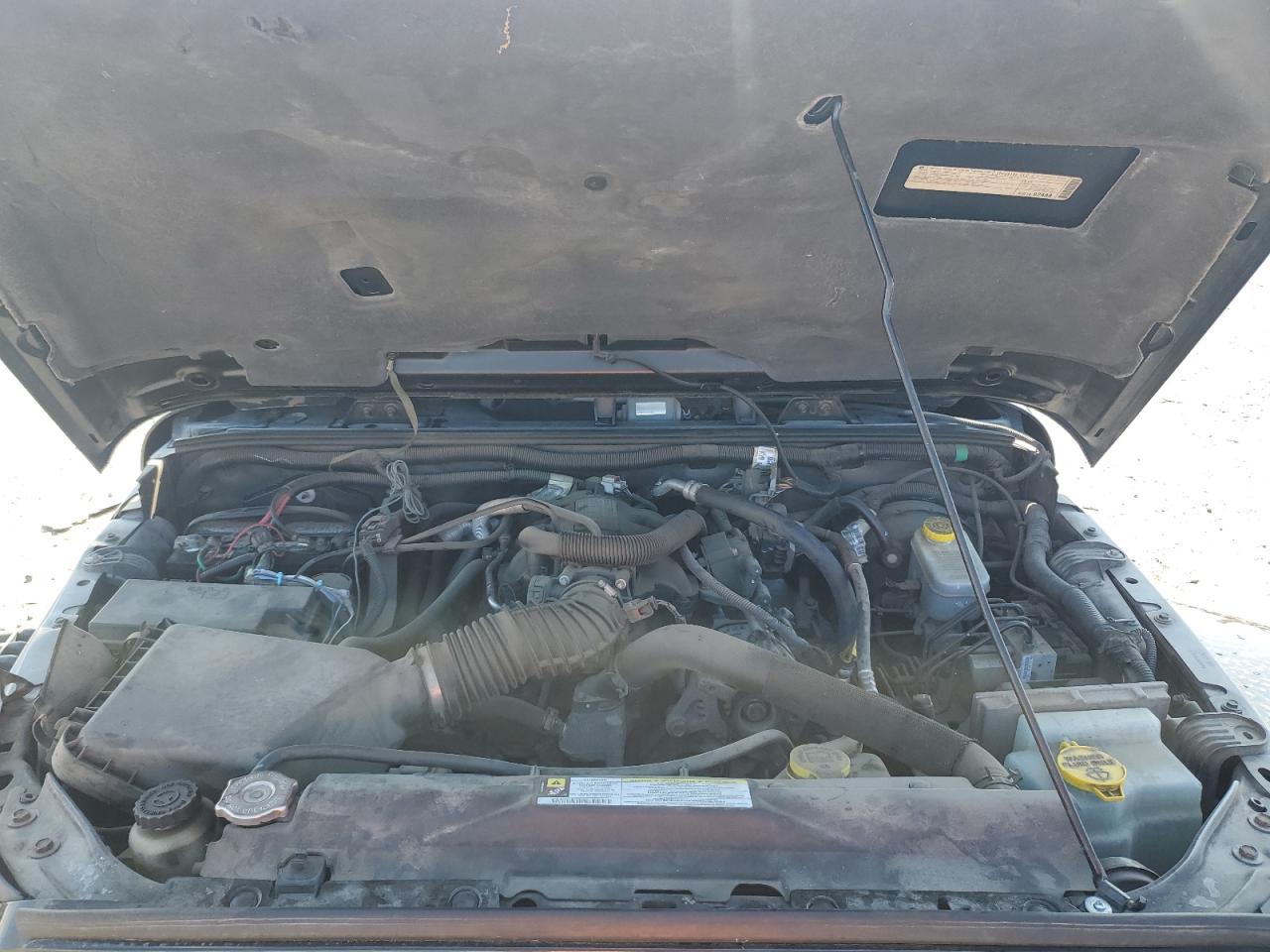 Jeep Wrangler Sahara Image 2