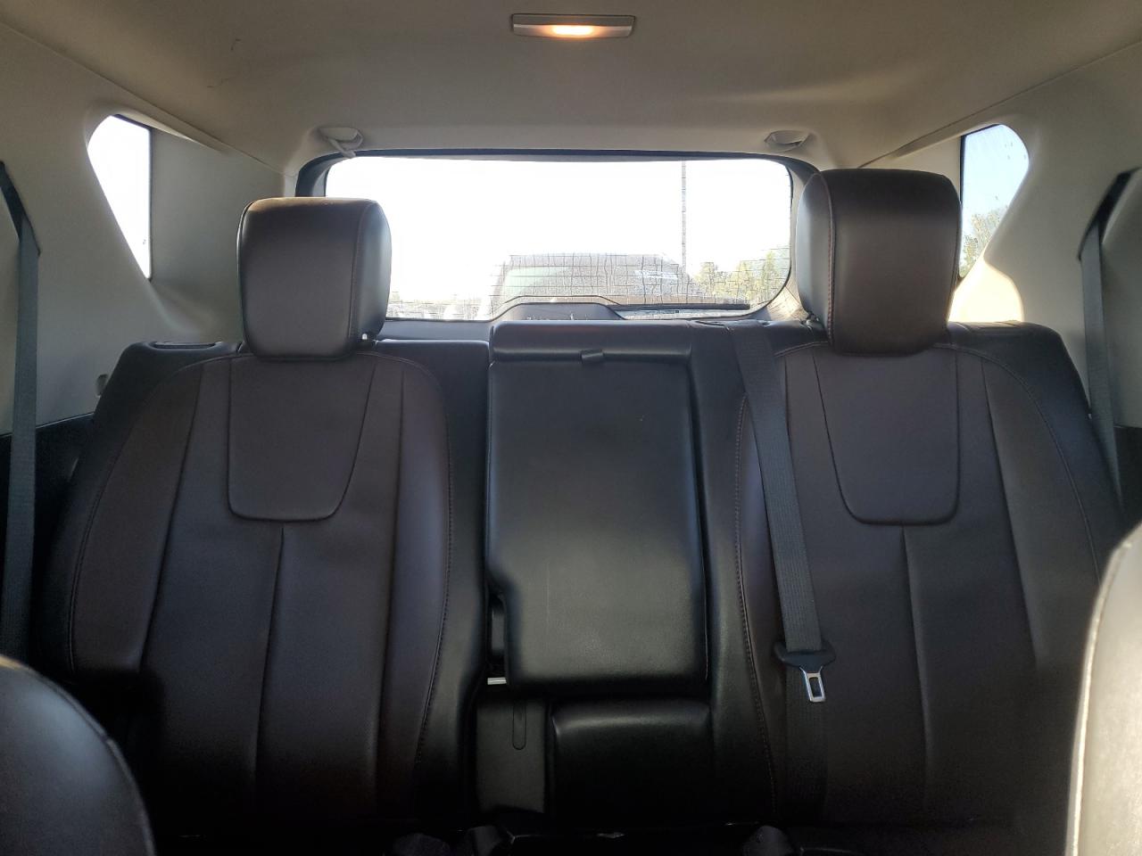 Chevrolet Equinox Lt Image 2