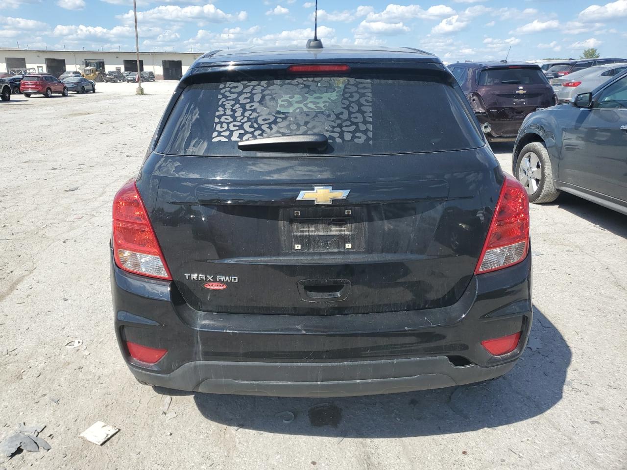 Chevrolet Trax Ls Image 7