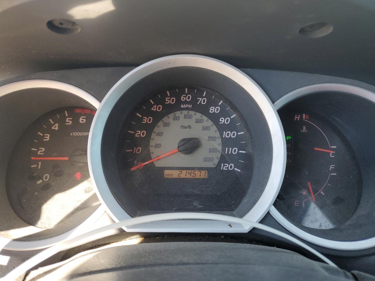 Toyota Tacoma Double Cab Image 9