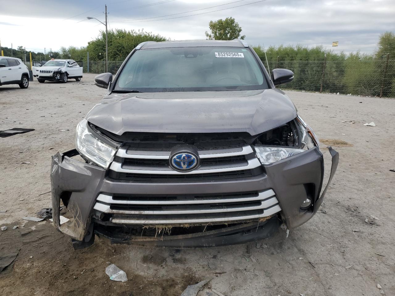 Toyota Highlander Hybrid Image 9