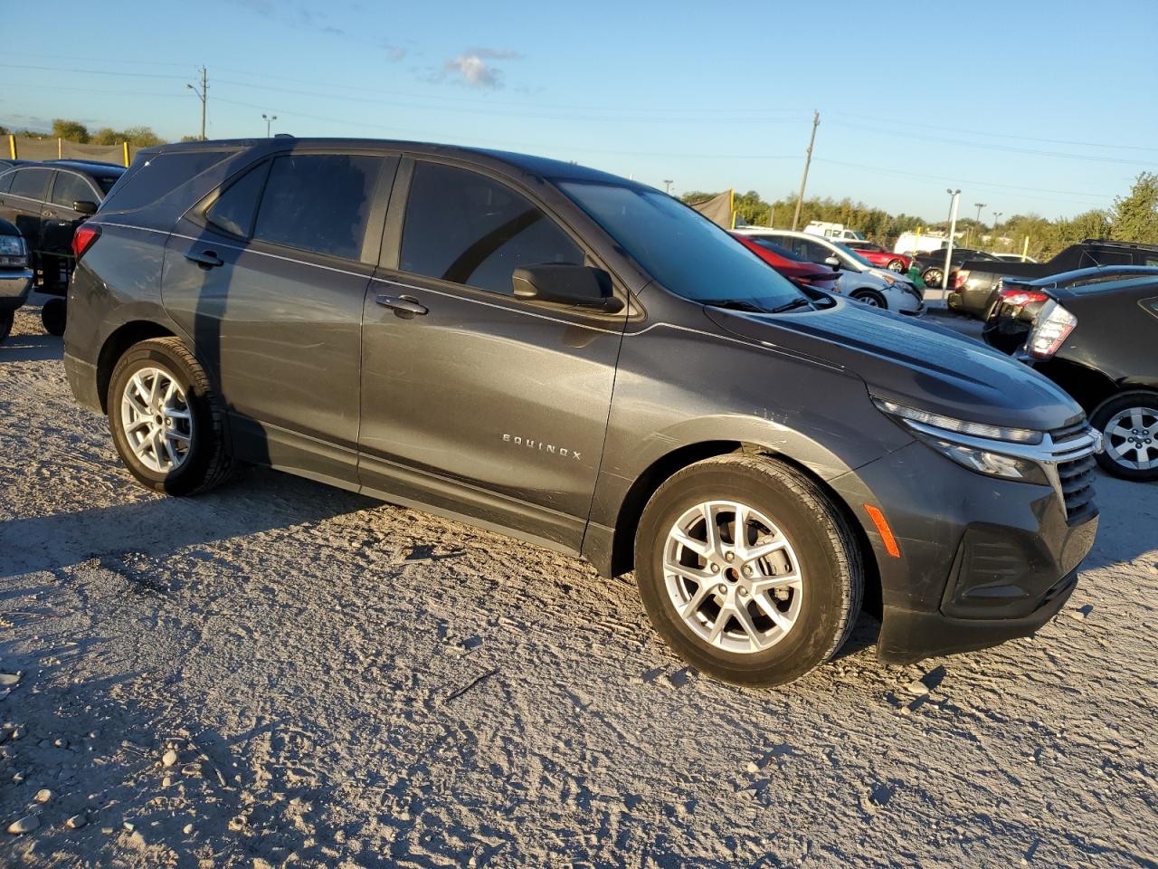Chevrolet Equinox Ls Image 8