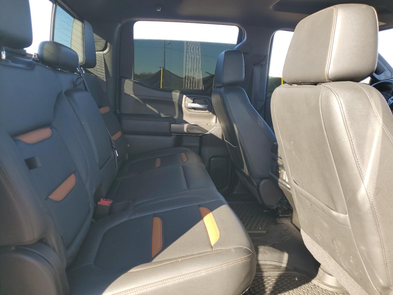 GMC Sierra K1500 At4 Image 8