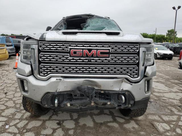 GMC Sierra K2500 Denali Image 4