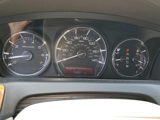 Lincoln MKS Image 10