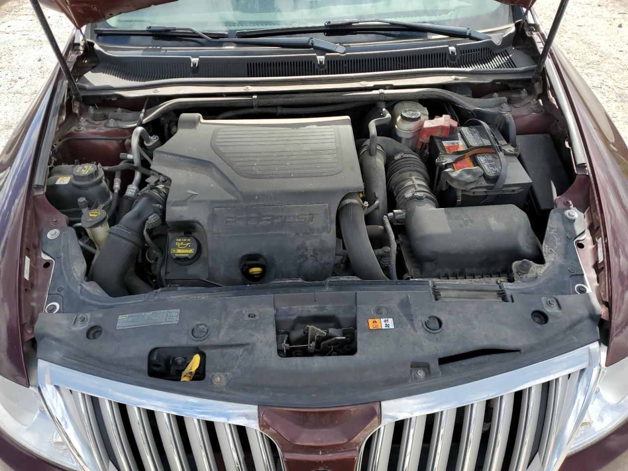 Lincoln MKS Image 7