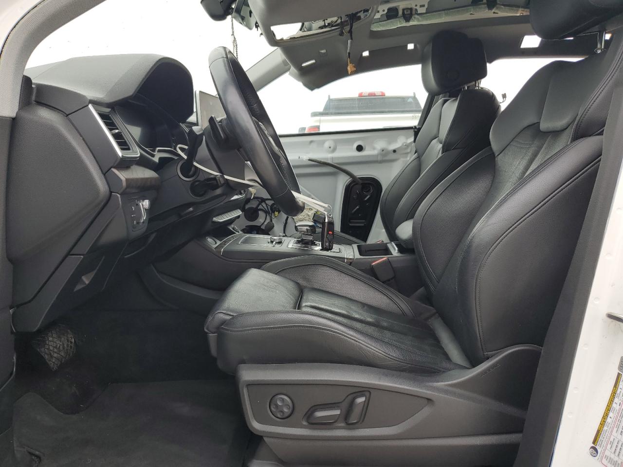 Audi Q5 Prestige Image 5