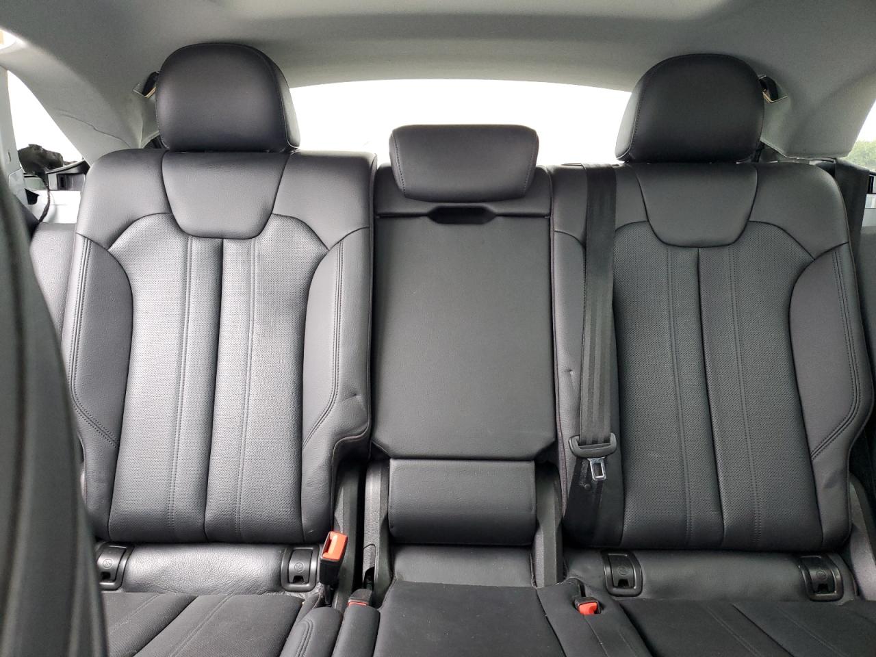 Audi Q5 Prestige Image 8