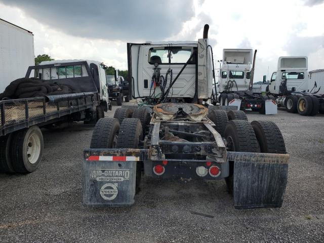 International Lt625 Image 6