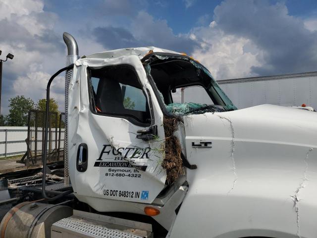 International Lt625 Image 3