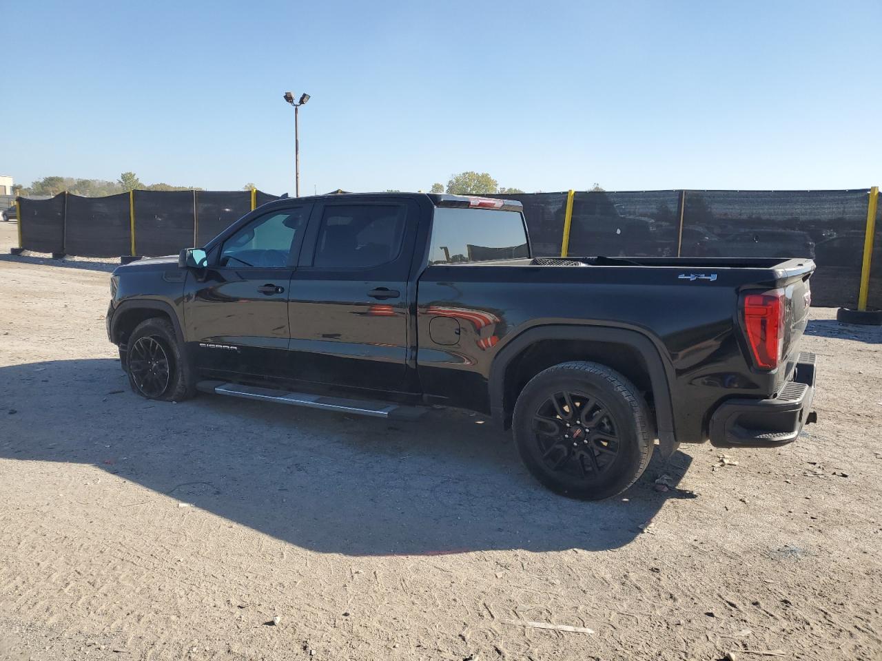GMC Sierra K1500 Image 2