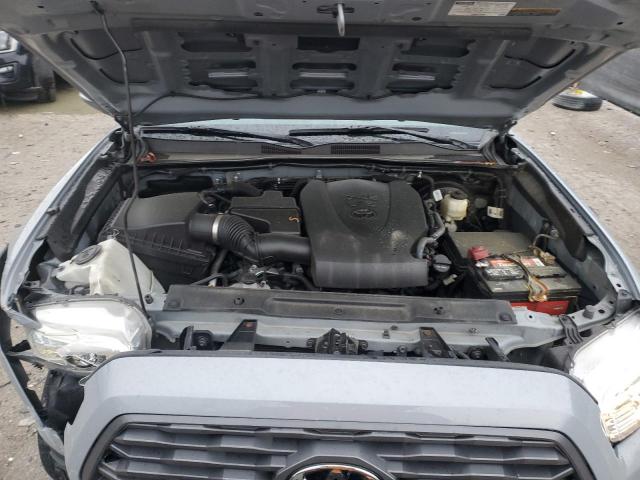 Toyota Tacoma Double Cab Image 4