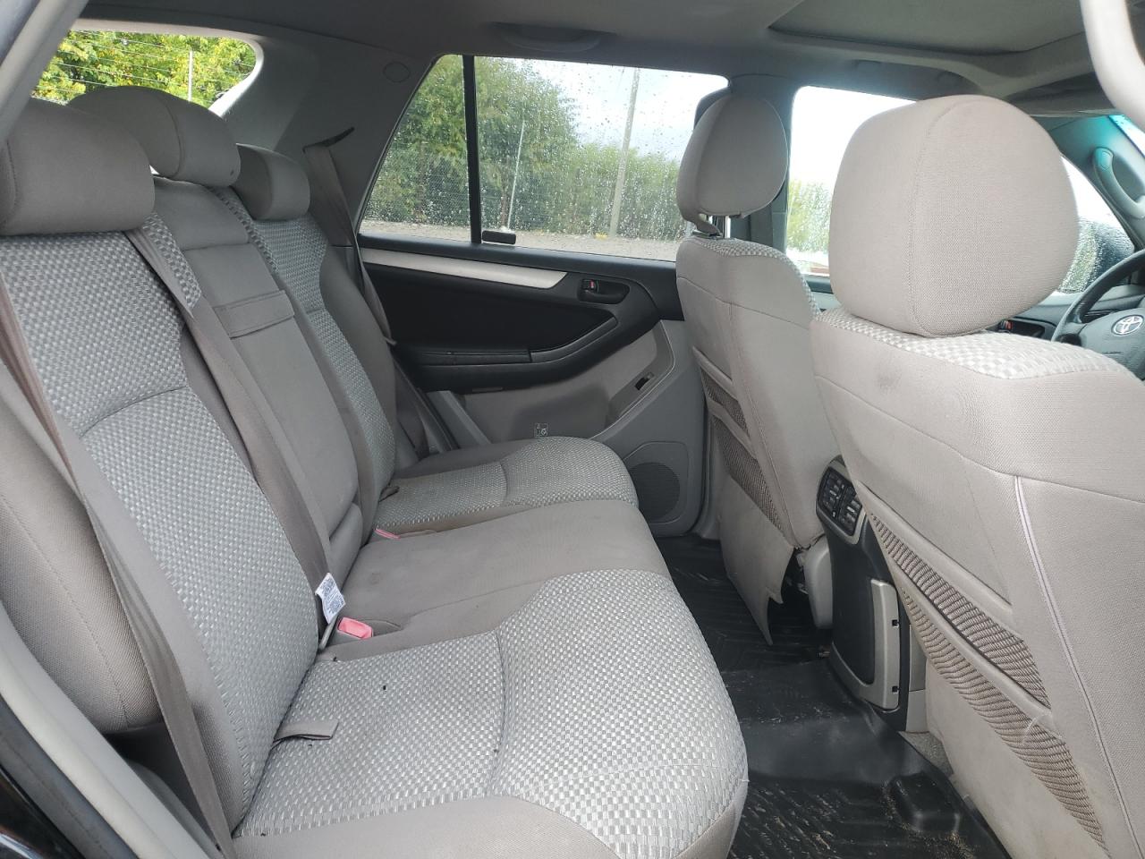 Toyota 4Runner Sr5 Image 11