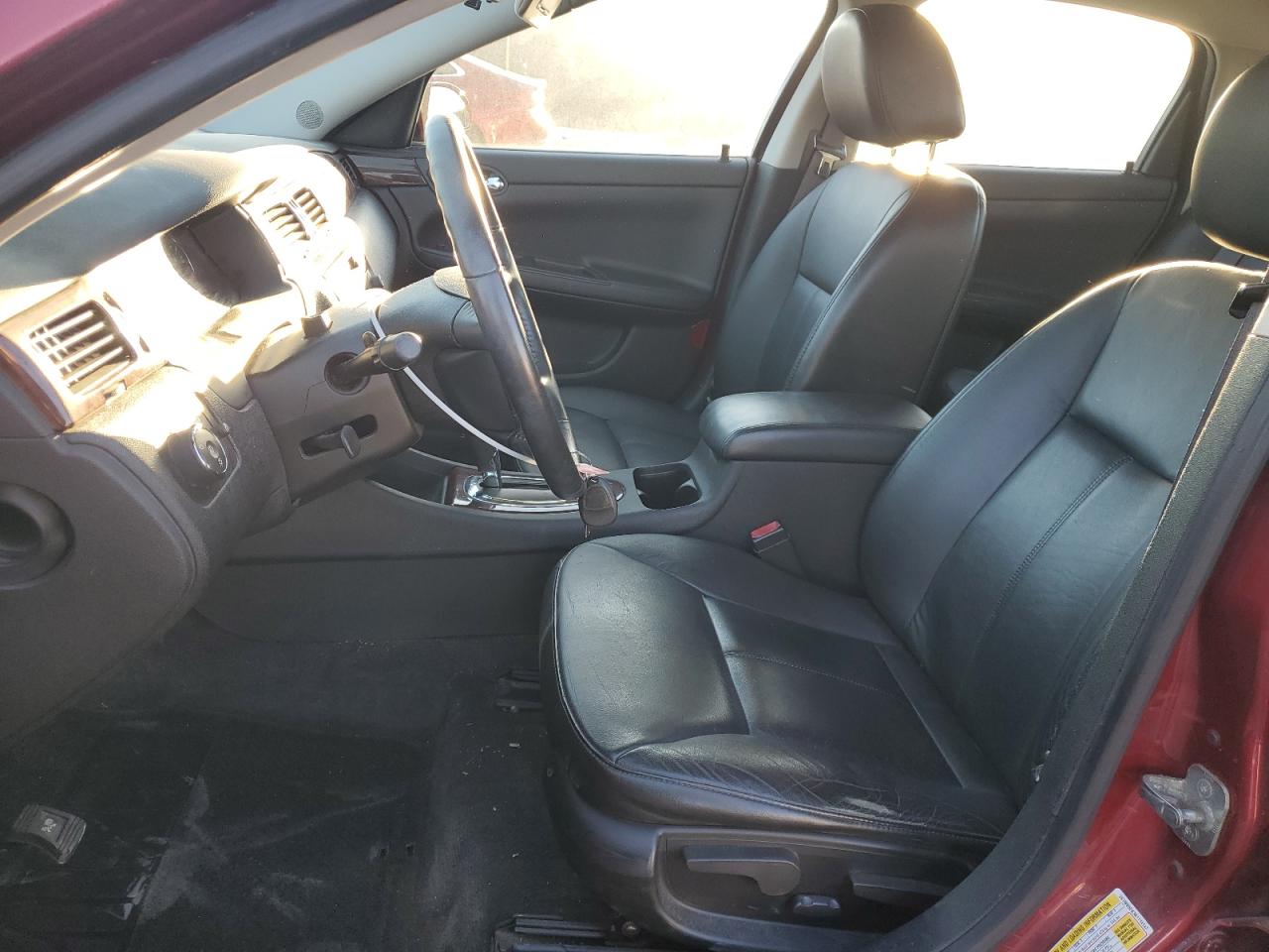 Chevrolet Impala Lt Image 12