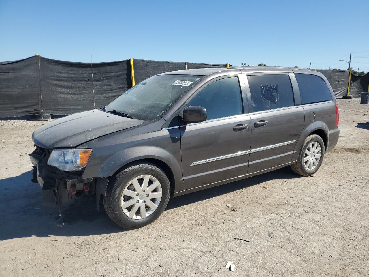 Chrysler Minivan Touring Image 1