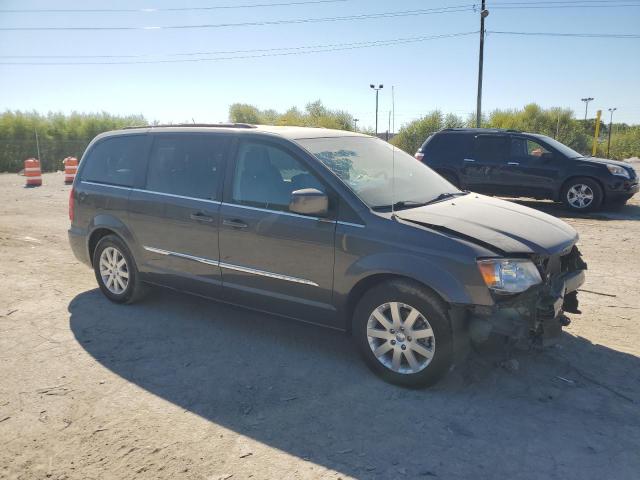 Chrysler Minivan Touring Image 4